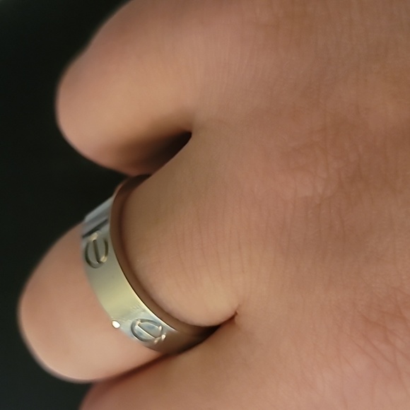 GREAT DEAL! CHECK MY PRICES COMPARED TO OTHERS "LOVE SCREW" 18K PLATED RING! - Picture 2 of 7